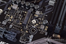 ASUS ROG MAXIMUS IX HERO 6. Caratteristiche peculiari 9