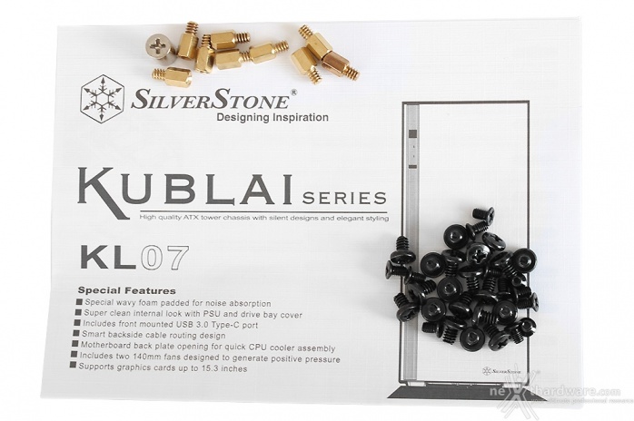 SilverStone Kublai KL07 1. Packaging & Bundle 4