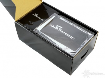 Seasonic PRIME 750W & 850W Titanium 1. Packaging & Bundle 4