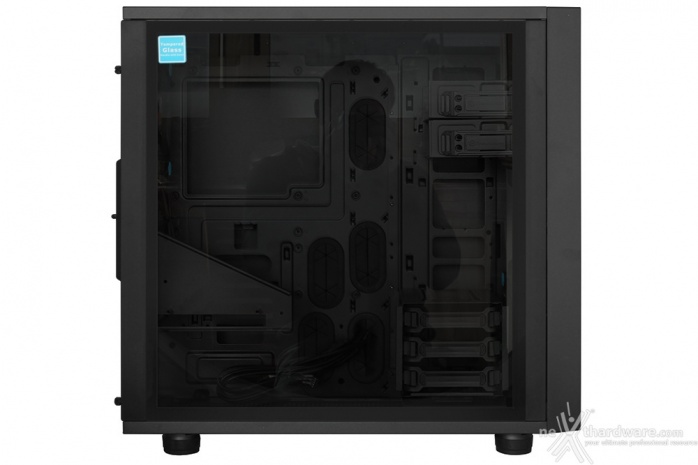 Thermaltake Core X31 Tempered Glass Edition 2. Esterno 12