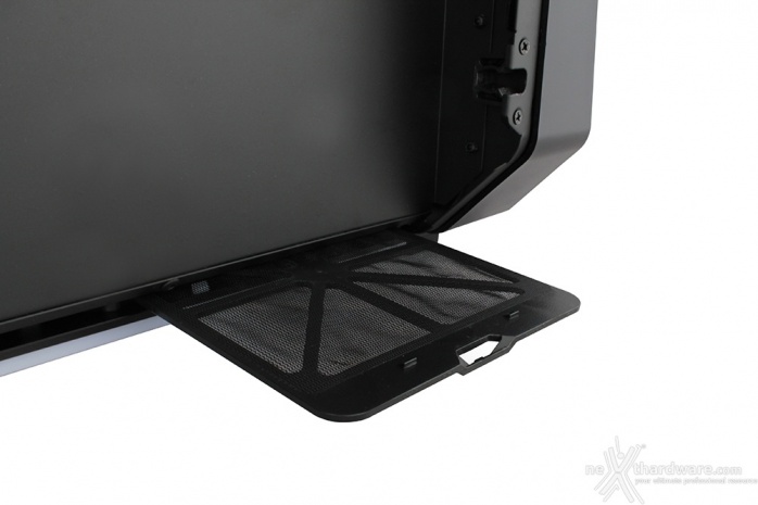 Antec Cube by Razer 2. Esterno 17