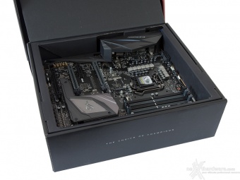 ASUS ROG MAXIMUS IX EXTREME 2. Packaging & Bundle 4