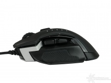 CORSAIR GLAIVE RGB 2. Visto da vicino 12