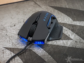 CORSAIR GLAIVE RGB 2. Visto da vicino 15