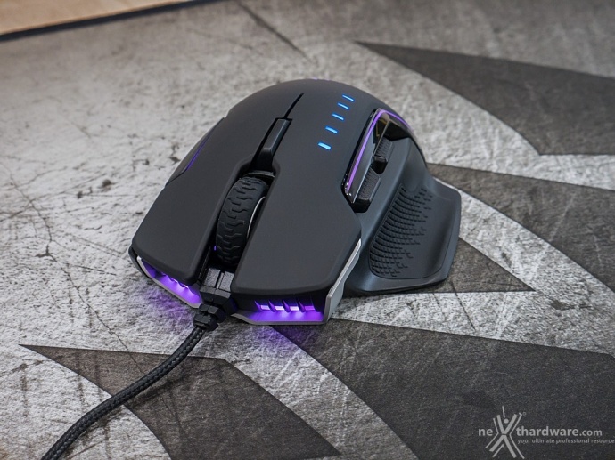 CORSAIR GLAIVE RGB 2. Visto da vicino 14