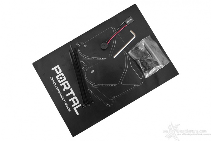 BitFenix Portal 1. Packaging & Bundle 4