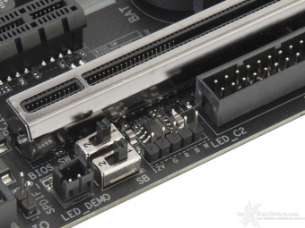 GIGABYTE AORUS AX370-Gaming K7 7. Caratteristiche peculiari 7