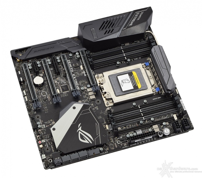 ASUS ROG ZENITH EXTREME 3. Vista da vicino 1