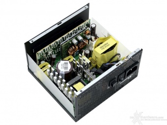 Seasonic FOCUS Plus 850W Platinum & 750W Gold 3. Interno 3