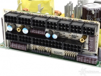 Seasonic FOCUS Plus 850W Platinum & 750W Gold 4. Componentistica & Layout - Parte prima 6