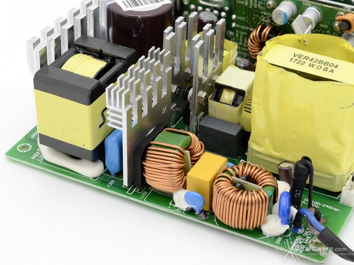 Seasonic FOCUS Plus 850W Platinum & 750W Gold 5. Componentistica & Layout - Parte seconda 1