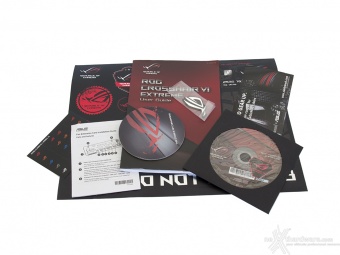 ASUS ROG CROSSHAIR VI EXTREME 1. Packaging & Bundle 5