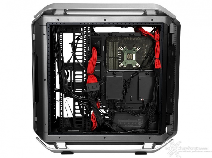 Cooler Master COSMOS C700P 8. Installazione componenti 8