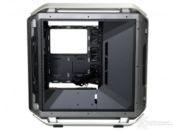 Cooler Master COSMOS C700P 4. Interno - Parte prima 1