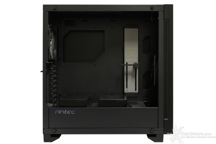 Antec P110 Luce 3. Interno 2