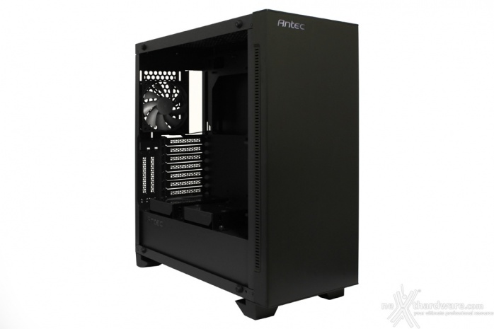 Antec P110 Luce 3. Interno 1