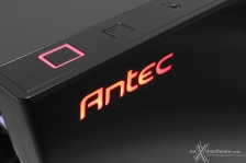 Antec P110 Luce 5. Installazione componenti 14