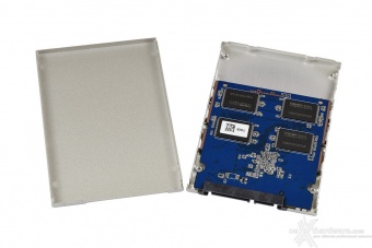 Toshiba TR200 480GB 2. Visto da vicino 3