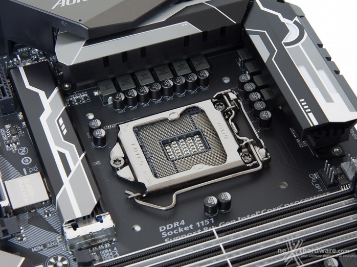 GIGABYTE Z370 AORUS Gaming 7 3. Vista da vicino 3