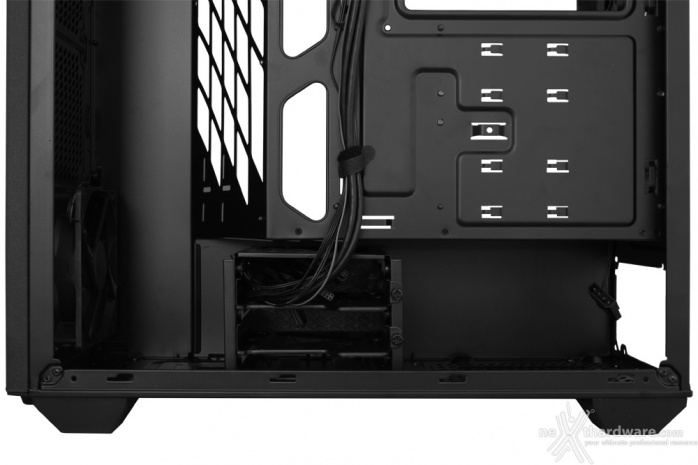 DEEPCOOL Earlkase RGB 3. Interno 7