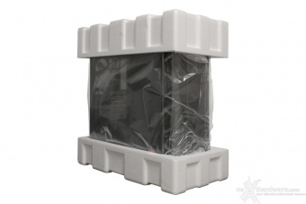 Cooler Master MasterCase H500P 1. Packaging & Bundle 6