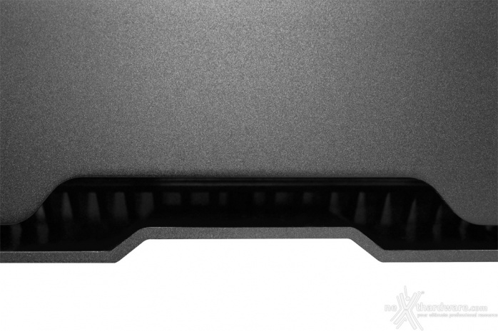 Phanteks Enthoo EVOLV ATX Tempered Glass 3. Esterno - Parte seconda 3
