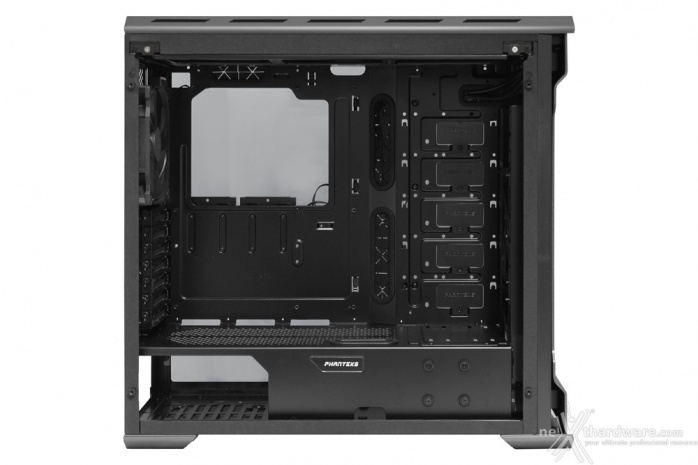 Phanteks Enthoo EVOLV ATX Tempered Glass 4. Interno - Parte prima 2