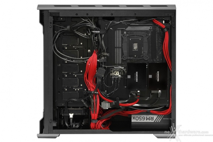 Phanteks Enthoo EVOLV ATX Tempered Glass 7. Installazione componenti 6