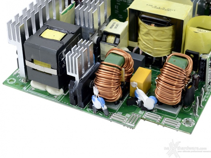 Seasonic PRIME Ultra 850 Titanium 5. Componentistica & Layout - Parte seconda 1