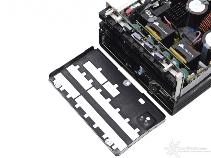 CORSAIR AX1600i 5. Componentistica & Layout - Parte prima 1