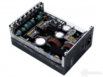 CORSAIR AX1600i 4. Interno 3