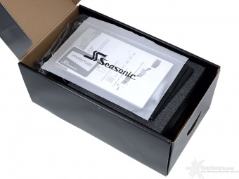 Seasonic PRIME 600 Titanium Fanless 1. Packaging & Bundle 4