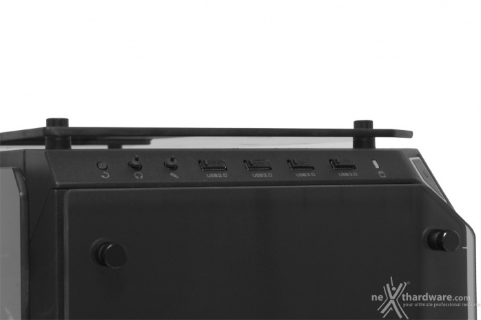 Thermaltake View 71 TG 2. Esterno - Prima parte 4