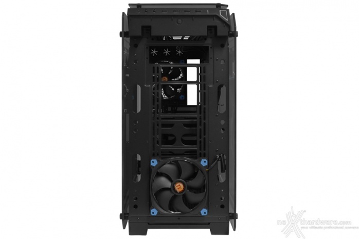 Thermaltake View 71 TG 2. Esterno - Prima parte 7