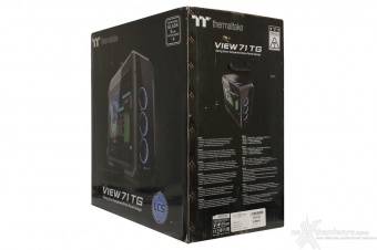 Thermaltake View 71 TG 1. Packaging & Bundle 1
