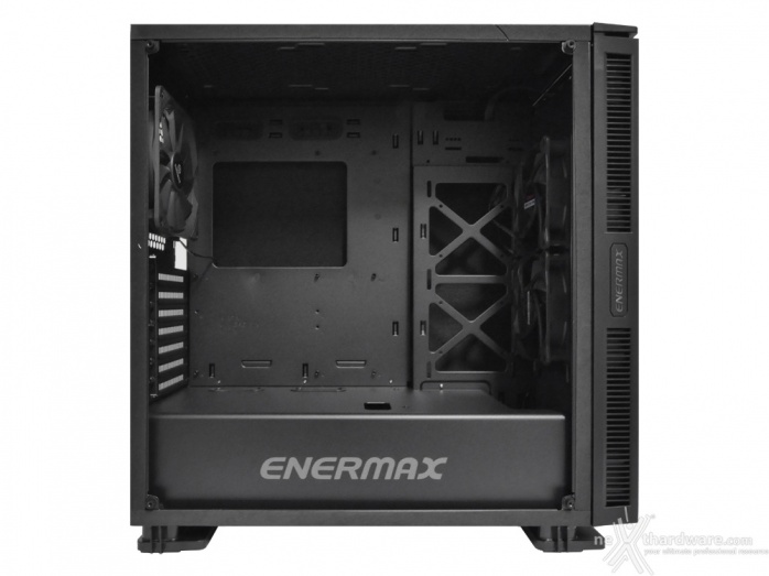 ENERMAX Equilence 3. Interno 1