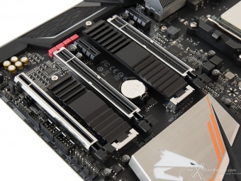 GIGABYTE X470 AORUS Gaming 7 WIFI 6. Connettività 2