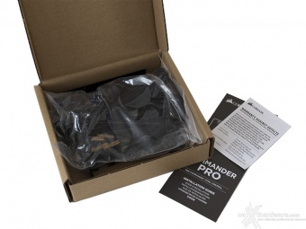 CORSAIR Obsidian 1000D 1. Packaging & Bundle 9