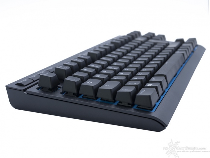 Il gaming da salotto secondo CORSAIR 4. K63 WIRELESS 2