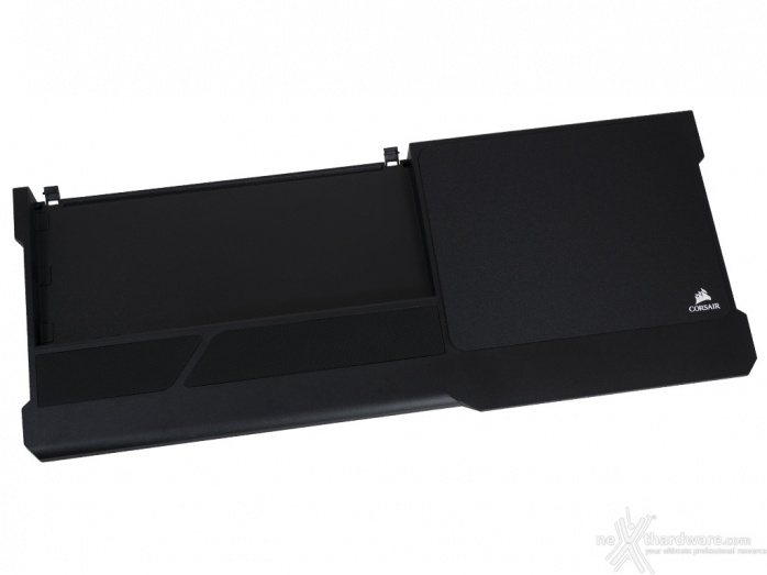 Il gaming da salotto secondo CORSAIR 5. K63 WIRELESS GAMING LAPBOARD 1