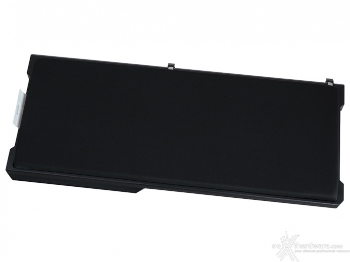 Il gaming da salotto secondo CORSAIR 5. K63 WIRELESS GAMING LAPBOARD 4