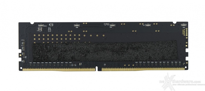 CORSAIR VENGEANCE RGB PRO 3000MHz 32GB C15 2. Presentazione delle memorie 8