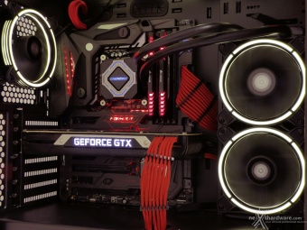 ENERMAX Saberay 5. Assemblaggio 10