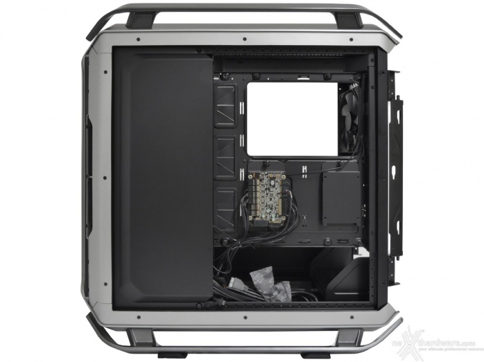 Cooler Master COSMOS C700M 5. Interno - Parte seconda 2