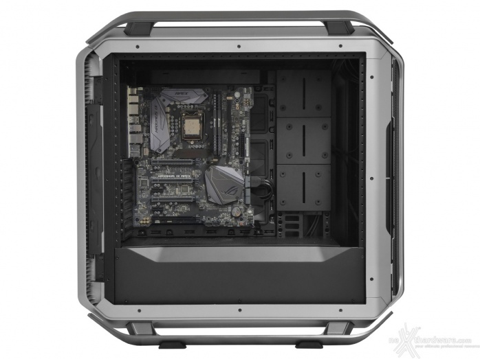 Cooler Master COSMOS C700M 8. Installazione componenti 1