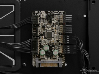 Cooler Master MasterCase SL600M 4. Interno 7