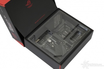 ASUS ROG MAXIMUS XI HERO (WI-FI) 2. Packaging & Bundle 3