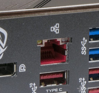 ASUS ROG MAXIMUS XI HERO (WI-FI) 5. Connettività 9