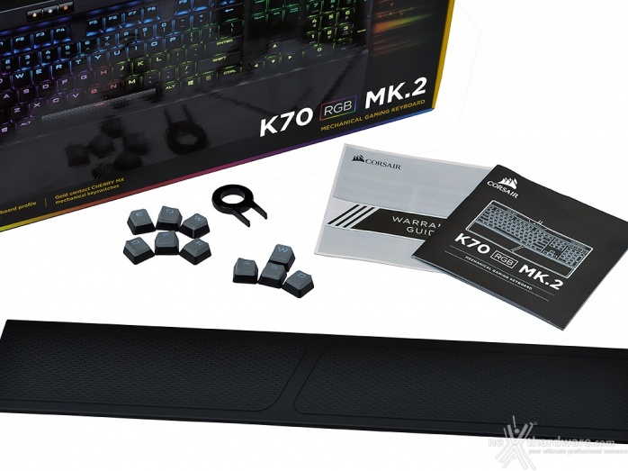 CORSAIR K70 RGB MK.2 1. Unboxing 4