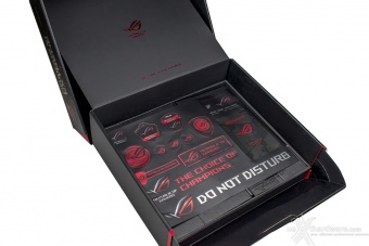 ASUS ROG MAXIMUS XI EXTREME 2. Packaging & Bundle 5